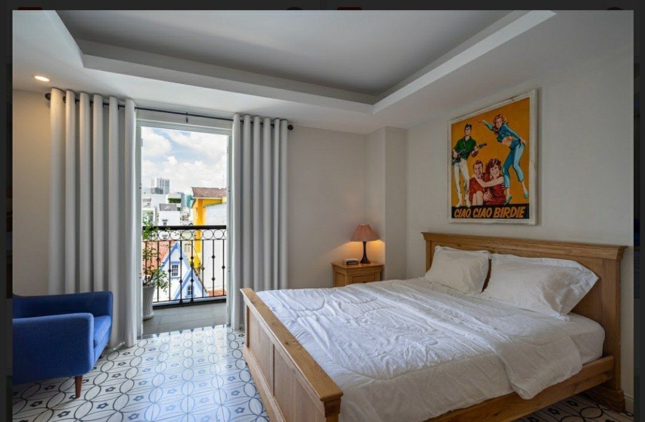 Suite cao cấp với khu sinh hoạt riêng